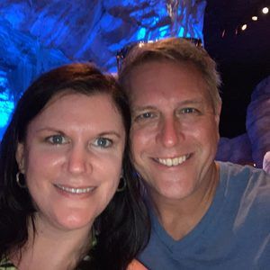 Meet your Posher, Cara